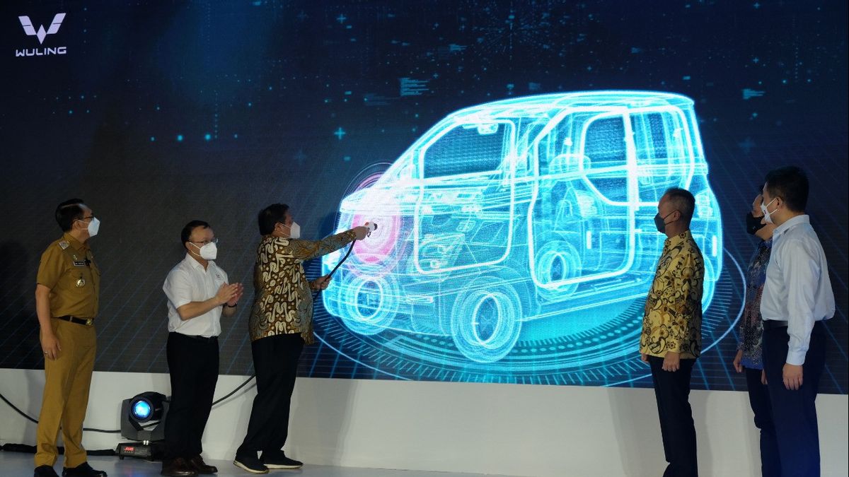 Wuling Starts Electric Car Production In Indonesia, PLN Prepares